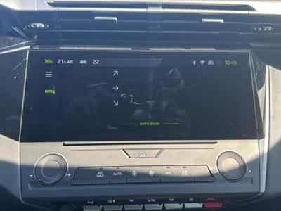 Peugeot 408 HYBRID 145 ALLURE E-DCS6 (2025) - Photo 15