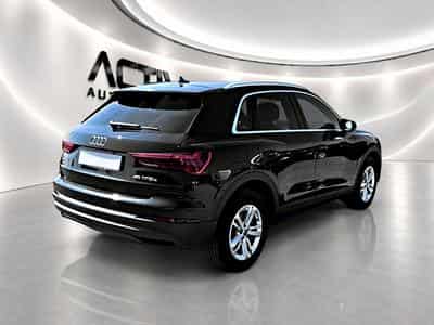 Audi Q3 45 TFSI 245 BUSINESS LINE S TRONIC 6 (2023) - Photo 7