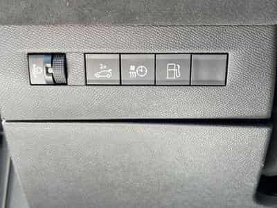 DS Automobiles DS4 E-TENSE 225 PERFORMANCE LINE + (2023) - Photo 11