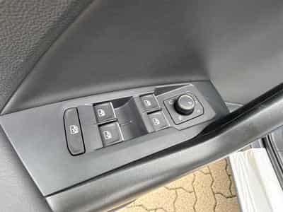 VW T-Cross R-Line Limited (2026) - Photo 14