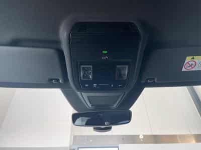 VW Golf Variant R-Line (2026) - Photo 13