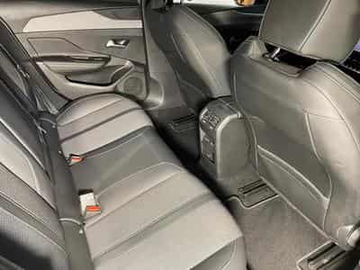 Peugeot 308 1.5 BlueHDI 130 EAT8 ALLURE GPS CARPLAY (2022) - Photo 12