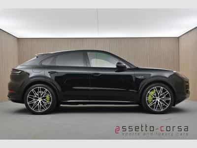 Porsche Cayenne Cayenne Turbo E-Hybrid Coupe*InnoDr*PCCB*PDCC (2024) - Photo 5