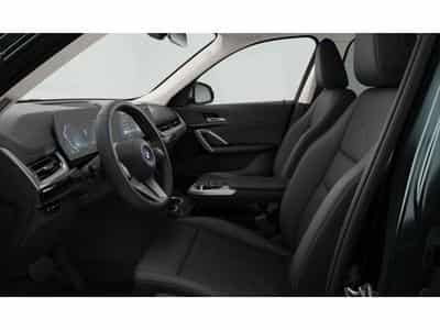BMW X1 X1 xDrive25e xLine (2023) - Photo 6