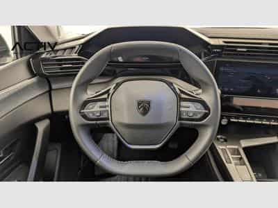 Peugeot 408 Hybrid 145 e-DCS6 Allure (2025) - Foto 13