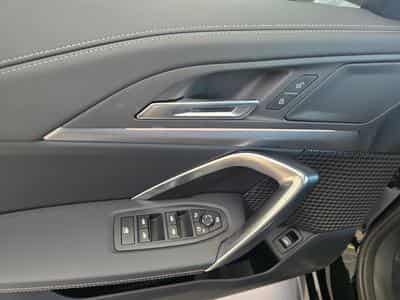 BMW X1 sDrive 18i M-Sport, Toit ouvrant (2025) - Foto 3