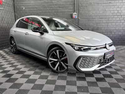 VW Golf GTE PHASE 2  1.5 eHybrid 272 CV DSG 6 *CAM* MATRIX * TÊTE HA (2025) - Photo 3