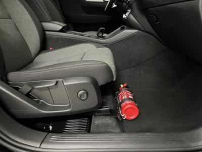 Volvo XC40 Core (2023) - Photo 12