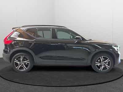 Volvo XC40 B3 Plus Dark / Essence 2026 (2025) - Photo 6