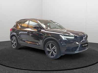 Volvo XC40 B3 Plus Dark / Essence 2026 (2025) - Photo 7
