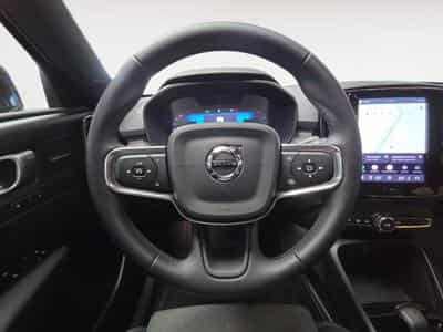 Volvo XC40 B3 Plus Dark / Essence 2026 (2025) - Photo 12