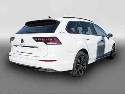 VW Golf (2025) - Photo 2