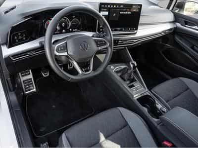 VW Golf (2025) - Photo 5