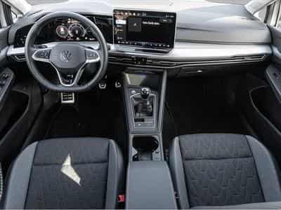 VW Golf (2025) - Photo 6