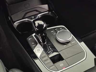 BMW 118 iA Pack M  Navi / Led / PDC av+ar (2024) - Foto 12