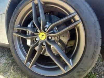 Ferrari FF V12 6.3 - 660 ch (2015) - Photo 8