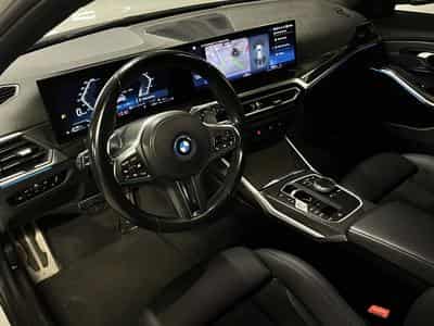BMW 330 330e TOURING/ PACK M/ CARBON (2023) - Photo 7