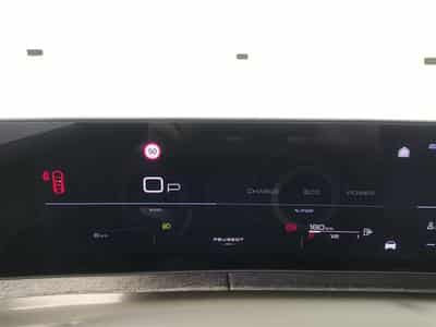 Peugeot 3008 1.2 HYBRID 136cv e-DSC6 Allure Pack NAVI / FULL LED / CAMERA (2026) - Photo 10