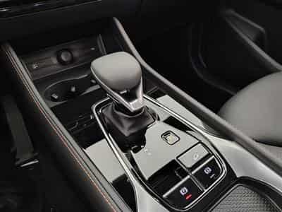 MG HS 1.5 Hybrid+ Luxury NAVI / FULL LED / CUIR / CAMERA 360° (2026) - Photo 12
