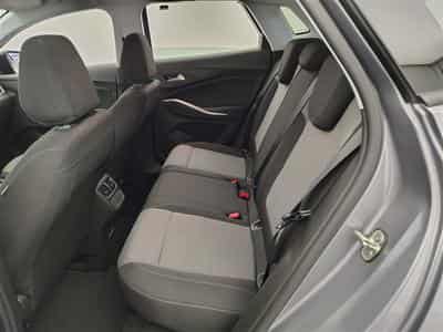 Opel Grandland 1.5 Turbo D AUTO Business Edition NAVI/FULL LED/JA17/PDC (2022) - Photo 13
