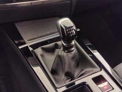 Opel Astra 1.2 Turbo Business Edition NAVI / FULL LED (2023) - Photo 12