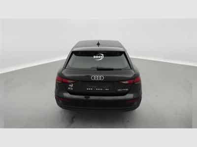 Audi A3 Sportback 35 TFSI S-Tronic Navi / Led / PDC av+ar (2023) - Photo 4
