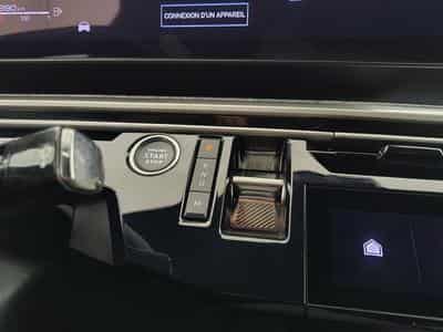 Peugeot 3008 1.2 HYBRID 145cv e-DSC6 Allure S-CUIR / NAVI / CAMERA (2025) - Photo 12