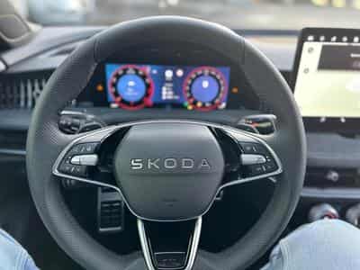 Skoda Superb Sportline (2026) - Photo 14