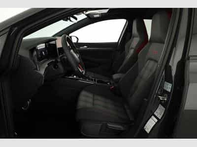 VW Golf 2.0 TSI 195 kW GTI (2026) - Photo 8