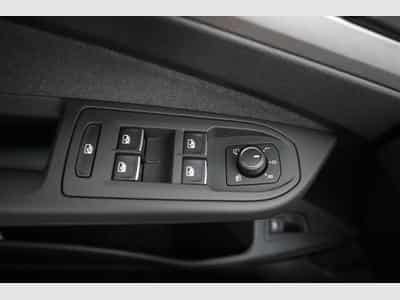 VW Golf Variant 1.5 eTSI 110 kW Life (2026) - Foto 7