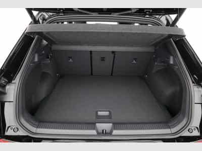 VW T-Roc 1.5 eTSI 110 kW R-Line (2026) - Foto 12