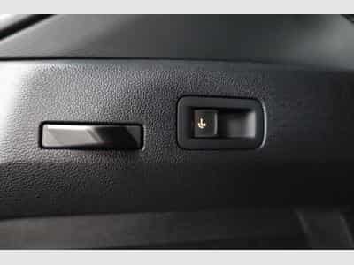 VW T-Roc 1.5 eTSI 110 kW R-Line (2026) - Foto 13