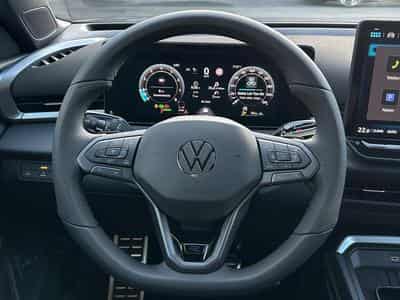 VW T-Roc R-Line (2026) - Foto 9