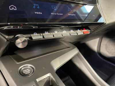 Peugeot 308 1.5 BlueHDI 130 EAT8 ALLURE GPS CARPLAY (2022) - Photo 7