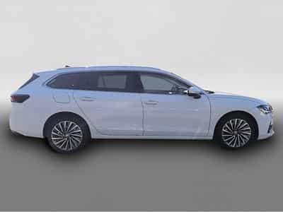 Skoda Superb (2024) - Photo 8