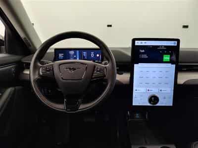 Ford Mustang Mach-E 76 kWh Technologie Pack CUIR/NAVI/FULL LED (2024) - Photo 9