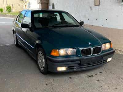 BMW 318 (1991) - Photo 1