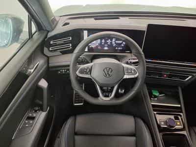 VW Tiguan R-Line 2.0 TSI 7-Gang-DSG 4MOTION (2025) - Foto 12