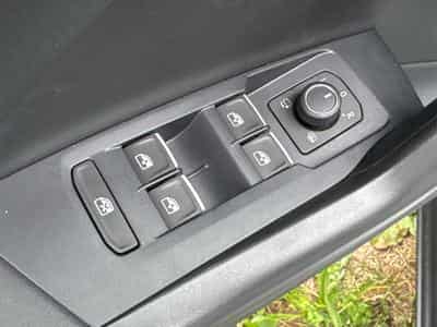 VW T-Cross R-Line Limited (2026) - Photo 9