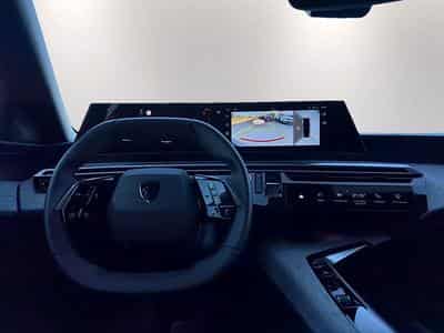 Peugeot 5008 HYBRID 145 ALLURE E-DCS6 (2025) - Photo 10