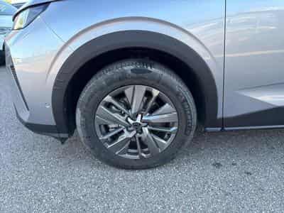 Peugeot 5008 HYBRID 145 ALLURE E-DCS6 (2025) - Photo 15