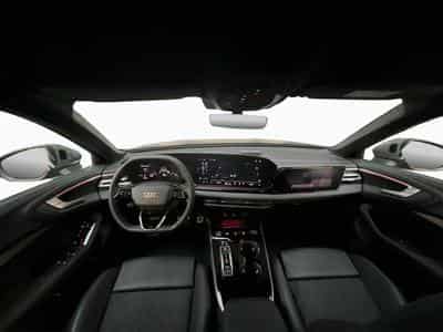 Audi A5 Avant+S-Tronic+S-line+P.Business+AHK+LM18 (2025) - Foto 2