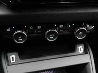 Citroën C4 1.2 130 Auto Max (2025) - Foto 15