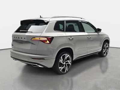 Skoda Karoq 2.0 TSi 190 DSG SPORTLINE 4x4 (2025) - Foto 4