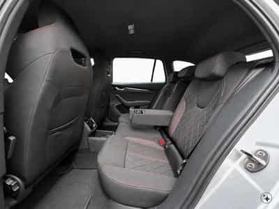 Skoda Octavia RS+DSG+Led+Navi+AHK+DAB+ (2025) - Photo 14