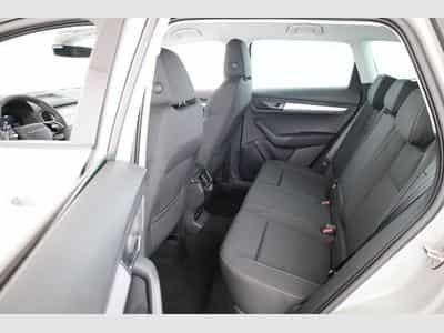 Skoda Karoq Selection 4x4 (2026) - Photo 11