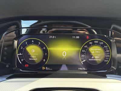VW Golf VIII 1.0 TSI 81kW Life (2024) - Photo 2