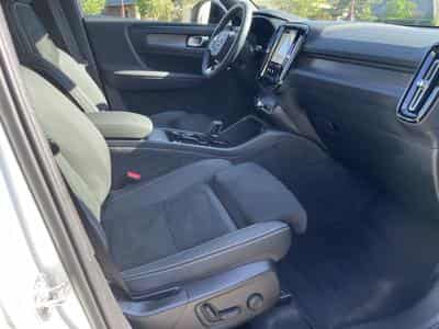 Volvo XC40 B3 Plus Dark DCT (2025) - Photo 11