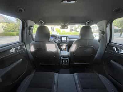Volvo XC40 B3 Plus Dark DCT (2025) - Photo 12