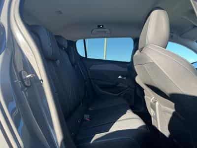 Peugeot 308 1.5 BLUEHDI 130 ALLURE EAT8 (2025) - Foto 15